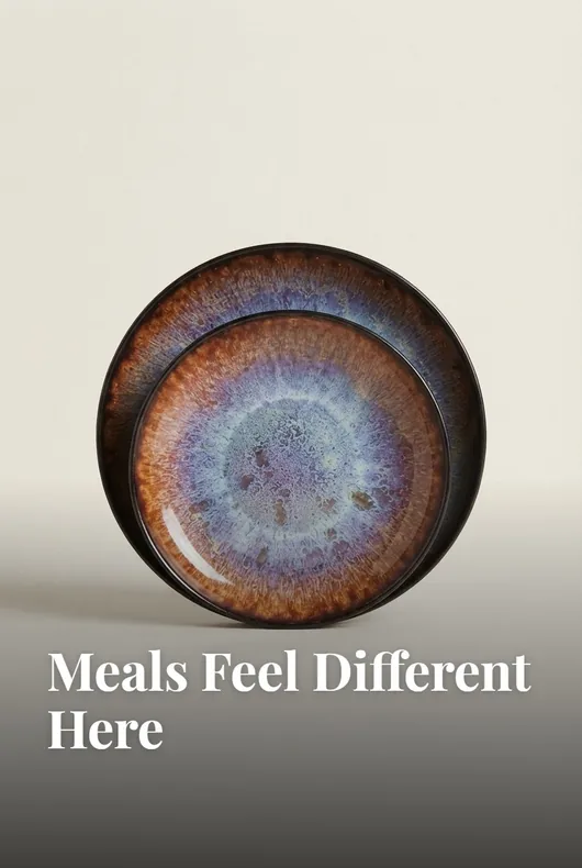 Stoneware plates with a deep reactive glaze